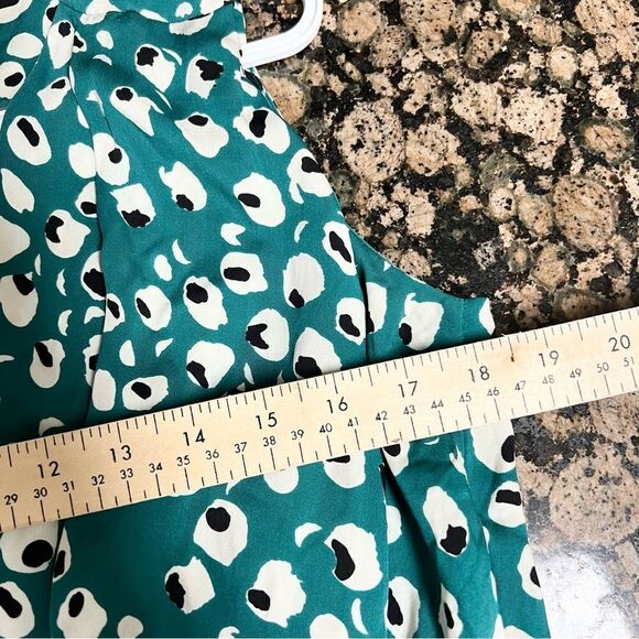 Diane Von Furstenberg Issie Two Abstract Print Draped V-neck Silk Blouse Size 2 - Picture 6 of 10